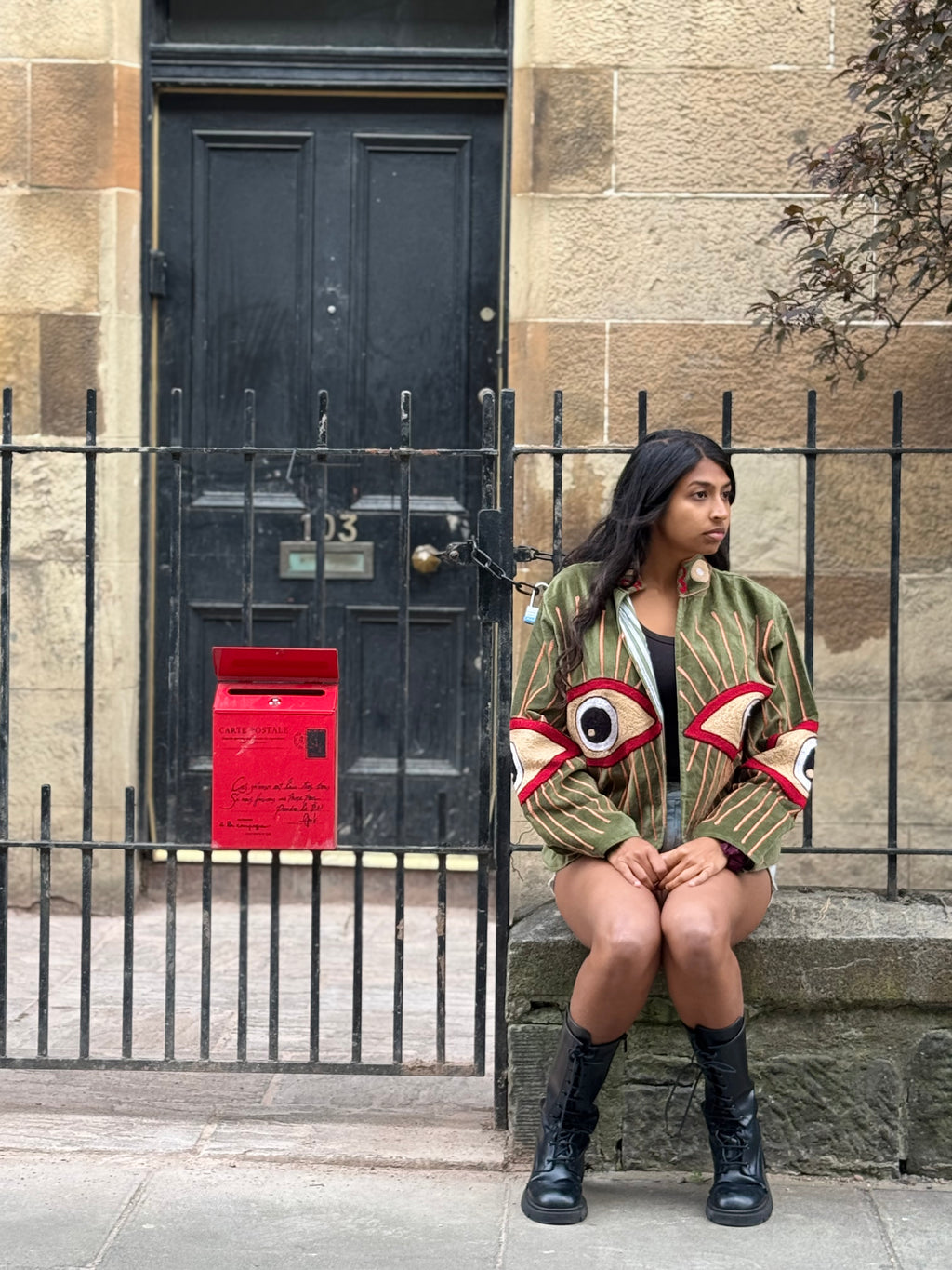 The EYES jacket - Olive Green