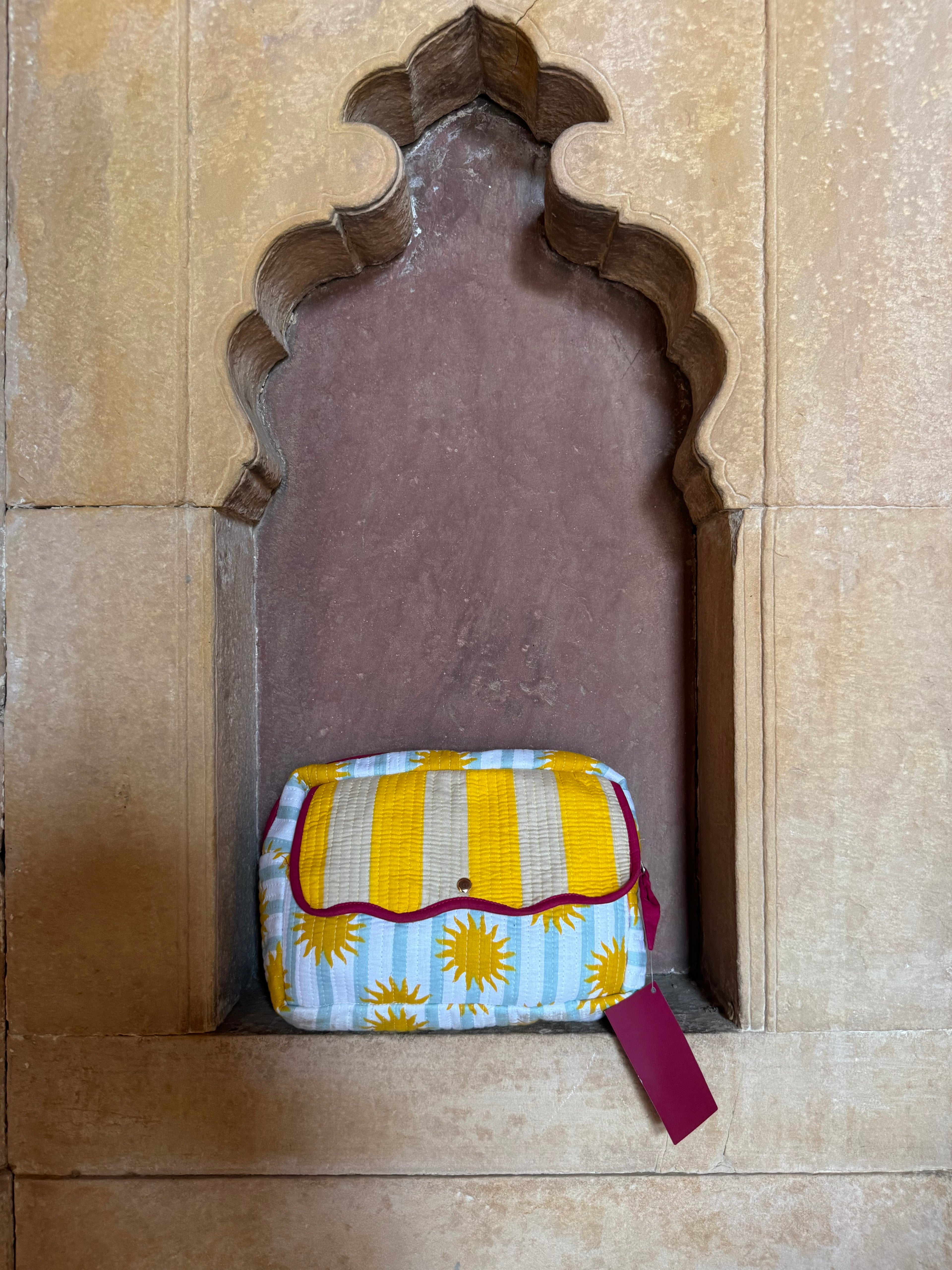 The Alba Washbag