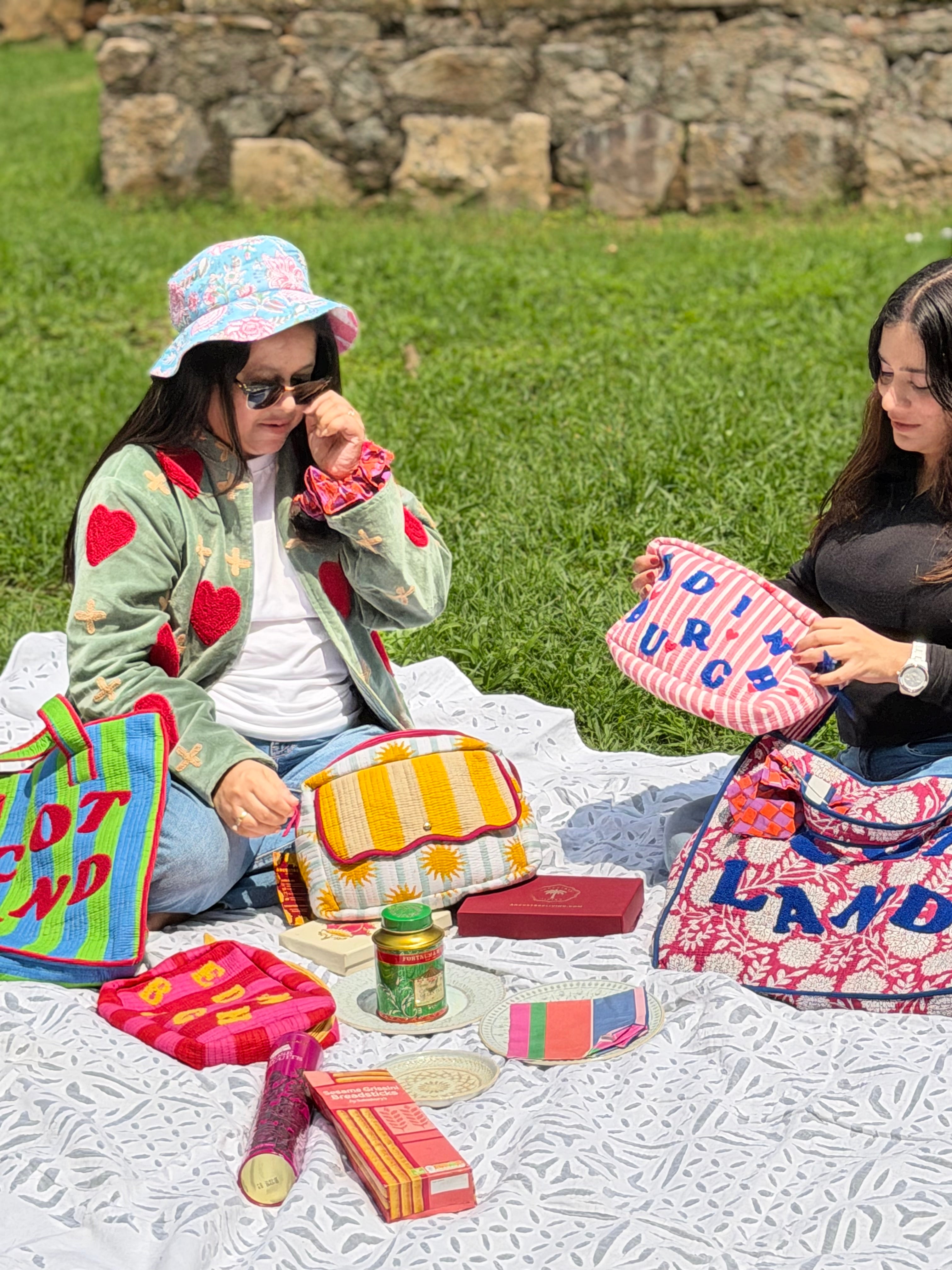 The Alba Washbag