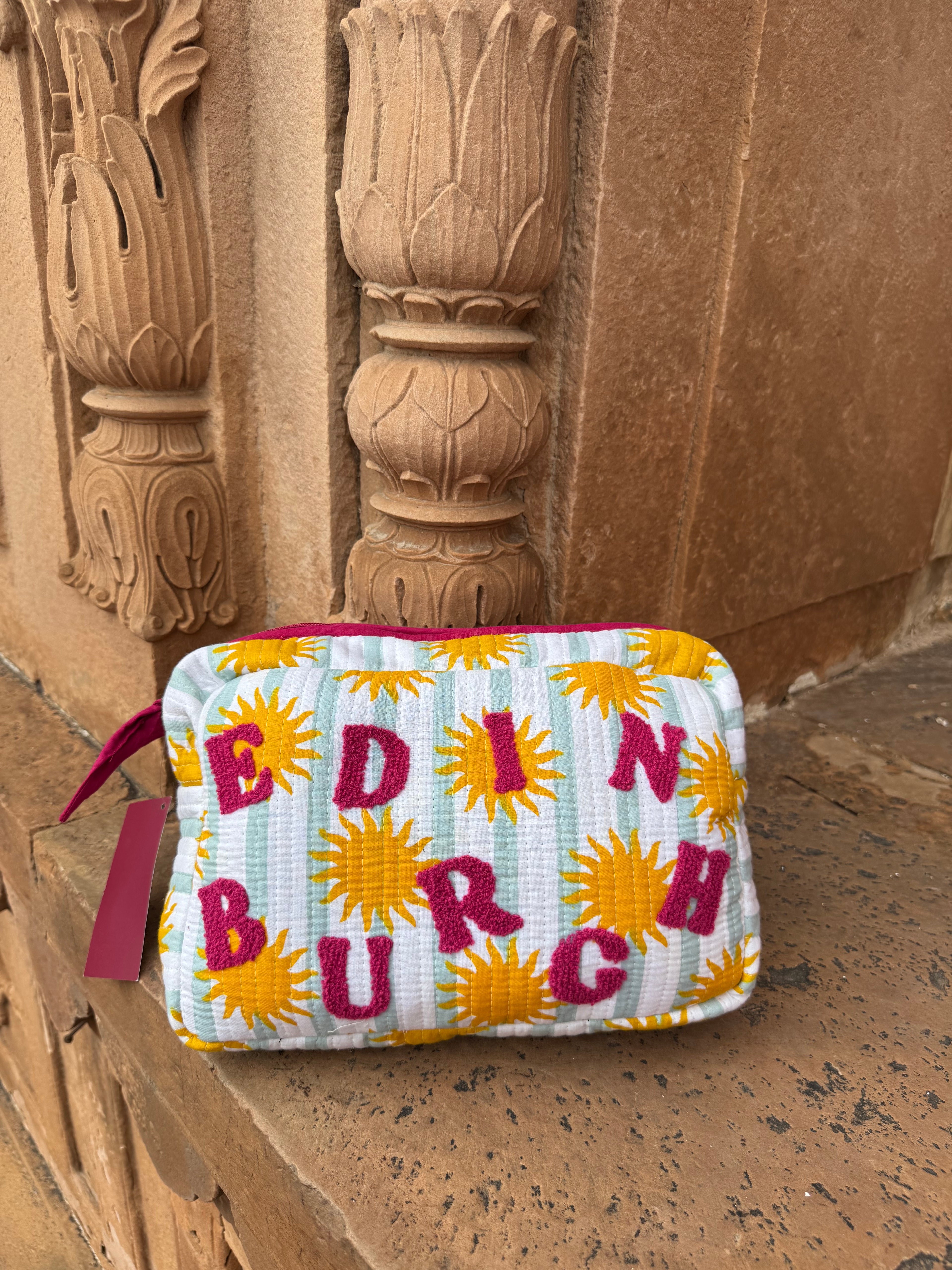 The Alba Washbag